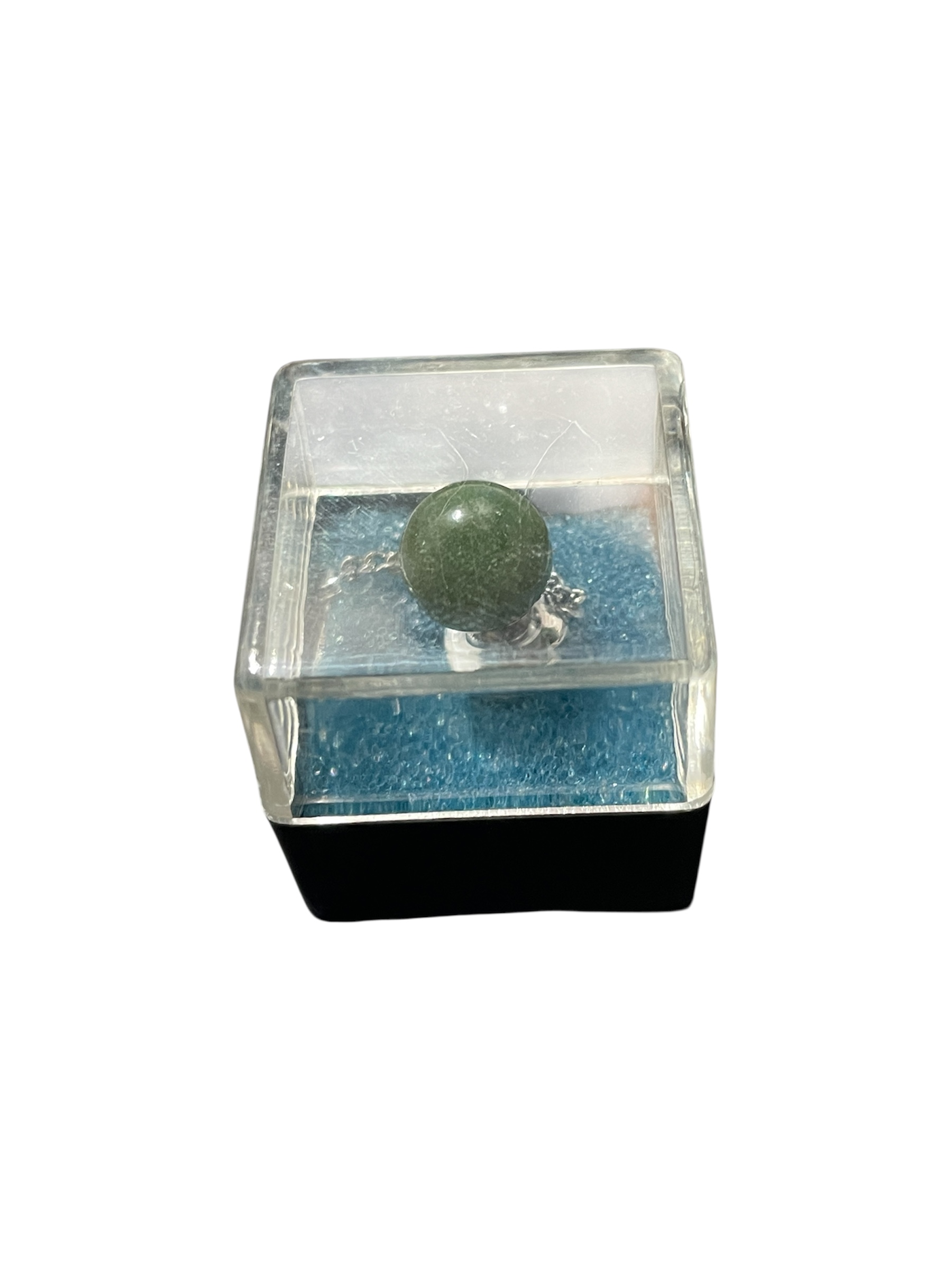 翡翠ボール型 ネクタイピン チェーン付き